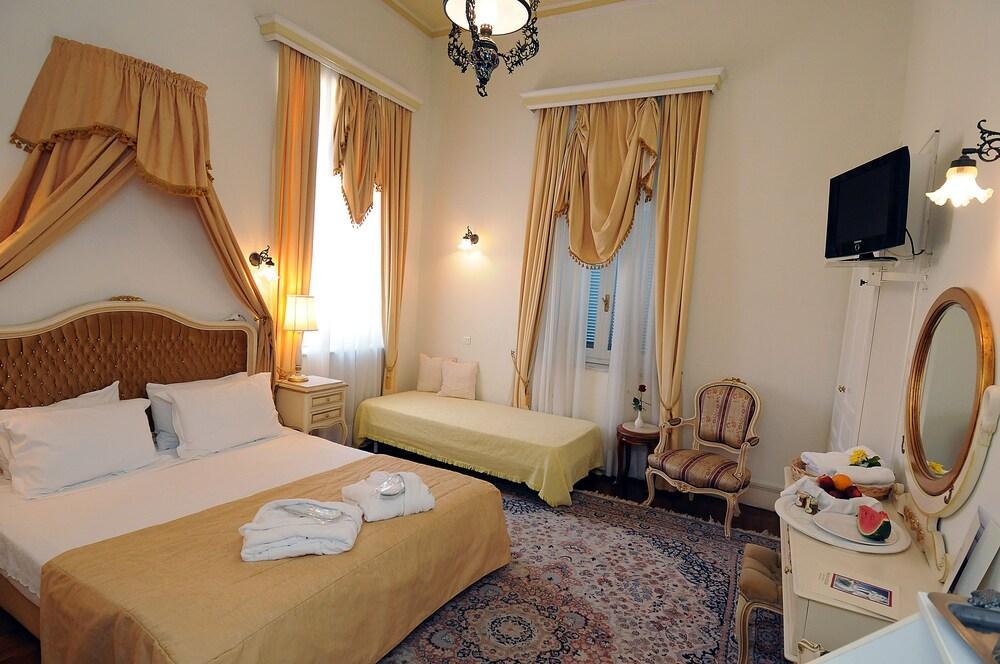 Pyrgos Of Mytilene Hotel Buitenkant foto