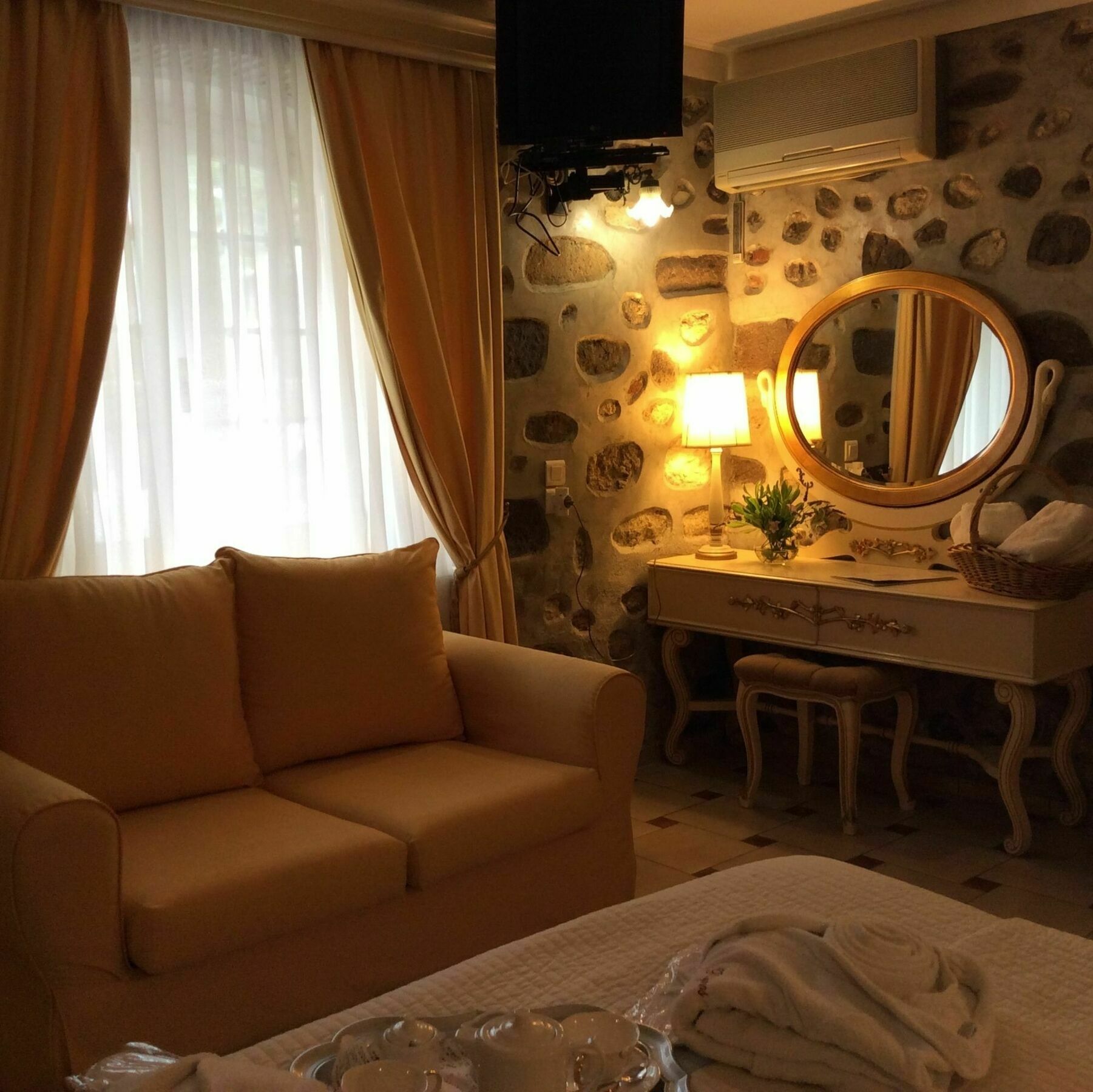 Pyrgos Of Mytilene Hotel Buitenkant foto